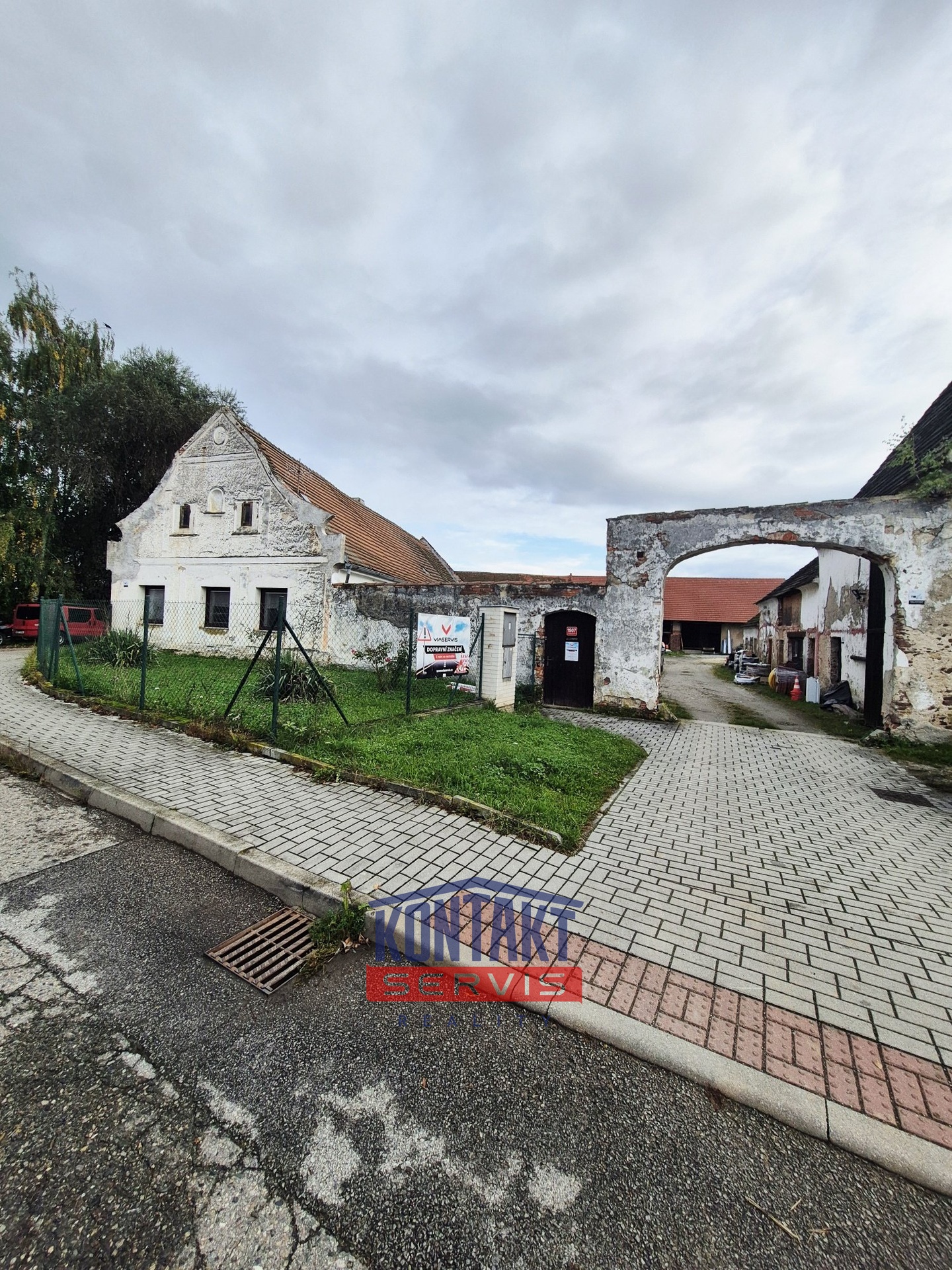 20251010_095738_resized