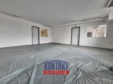 Pronájem komerčního objektu, sklad, 216 m²