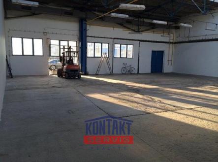 Pronájem komerčního objektu, sklad, 317 m²