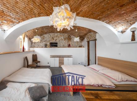 Pronájem bytu, 1+kk, 47 m²