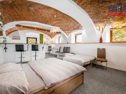 Pronájem bytu, 1+kk, 47 m²