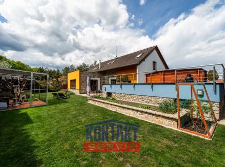 Pronájem domu/vily, 261 m²