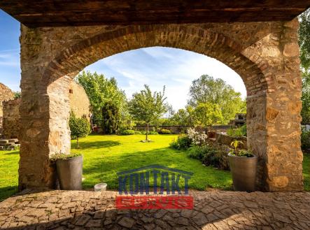 Prodej hotel, 549 m²