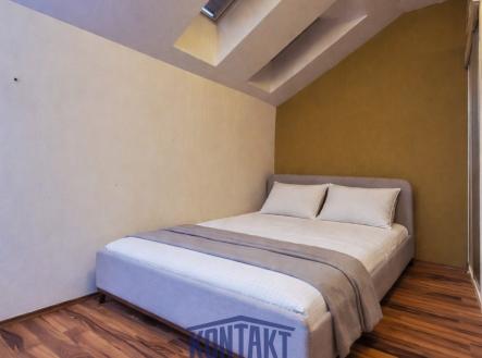 Pronájem bytu, 1+kk, 37 m²