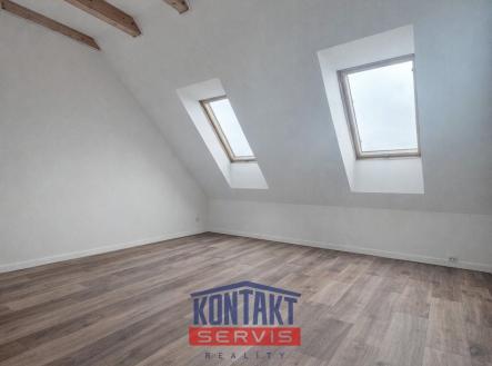 Pronájem bytu, 3+kk, 100 m²