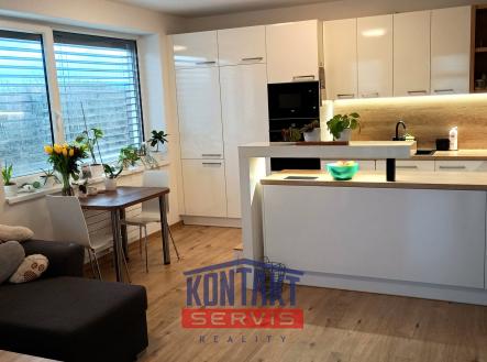 Prodej bytu, 3+kk, 77 m²