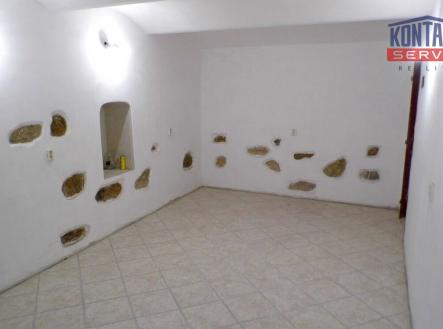 Pronájem obchodní prostory, 81 m²