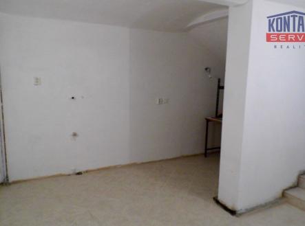 Pronájem obchodní prostory, 81 m²