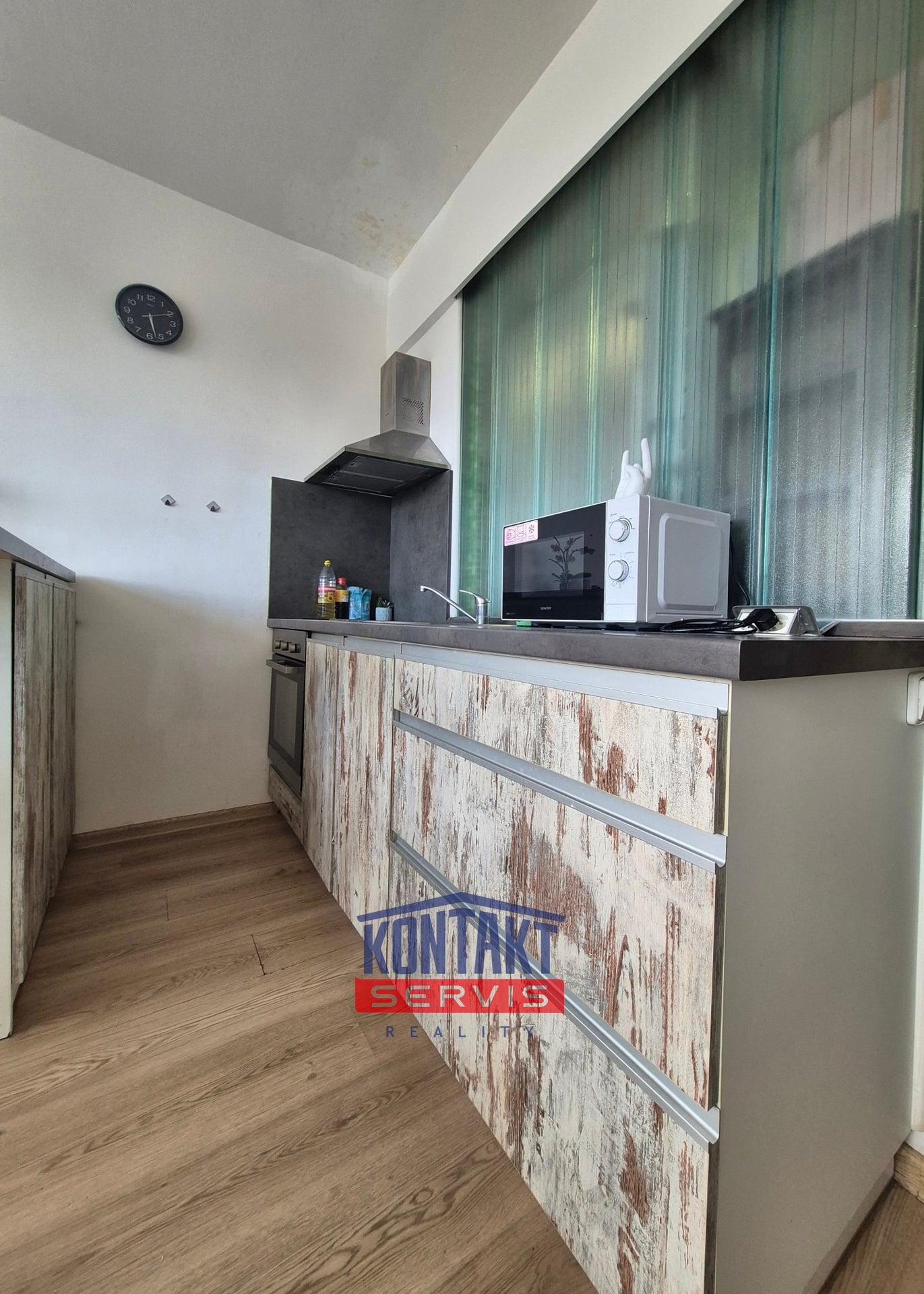 20260224_140910_resized