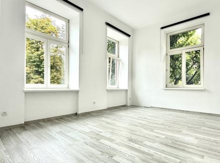 Pronájem bytu, 3+1, 90 m²