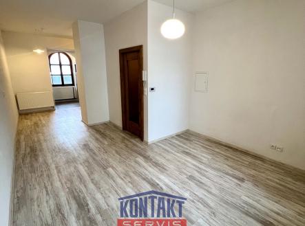 Pronájem bytu, 1+kk, 36 m²