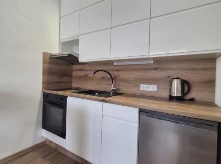 Pronájem bytu, 1+kk, 21 m²