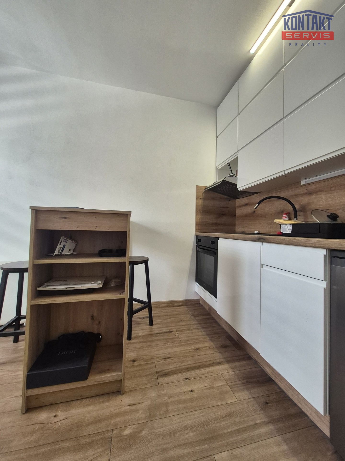 20260310_110906_resized