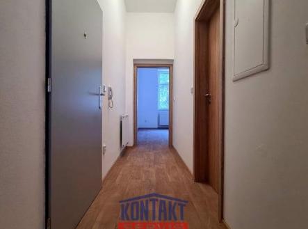 Pronájem bytu, 2+kk, 38 m²