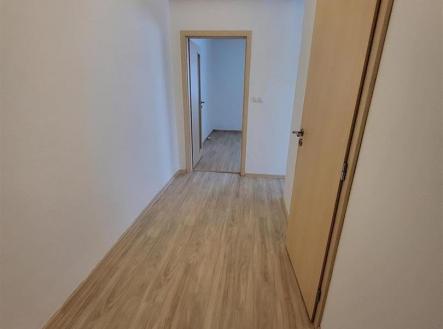 Pronájem bytu, 1+1, 37 m²