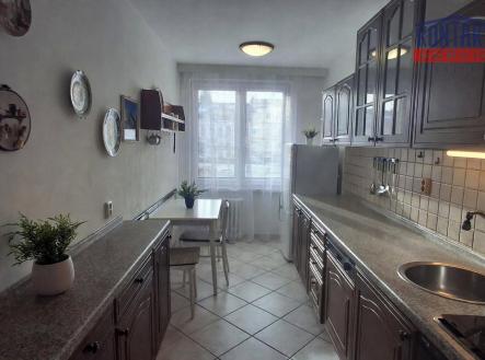 Pronájem bytu, 2+1, 60 m²