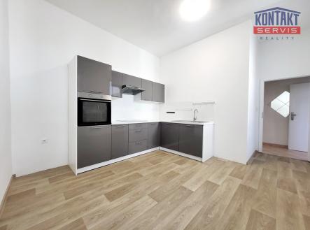 Pronájem bytu, 2+1, 86 m²