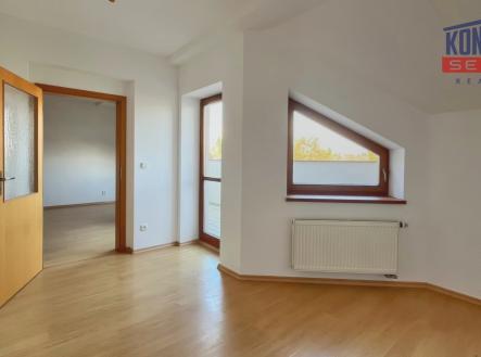 Pronájem bytu, 2+kk, 64 m²
