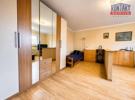Prodej bytu, 1+1, 43 m²