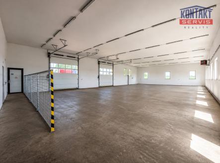 Pronájem komerčního objektu, sklad, 466 m²