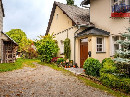 Rodinný dům + 6 apartmánů v CHKO Šumava – bydlení i byznys pod jednou střechou – Kůsov u Stach