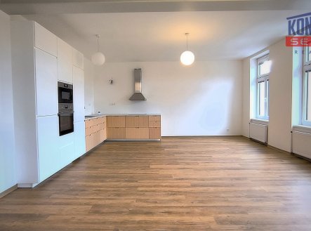 Pronájem bytu, 3+1, 85 m²
