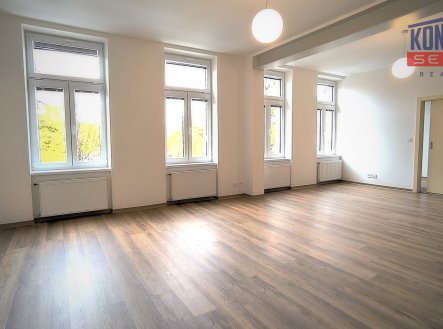 Pronájem bytu, 3+1, 85 m²