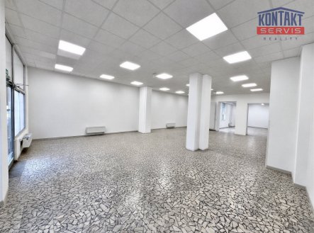 Pronájem obchodní prostory, 212 m²
