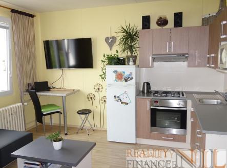Pronájem bytu, 1+1, 38 m²