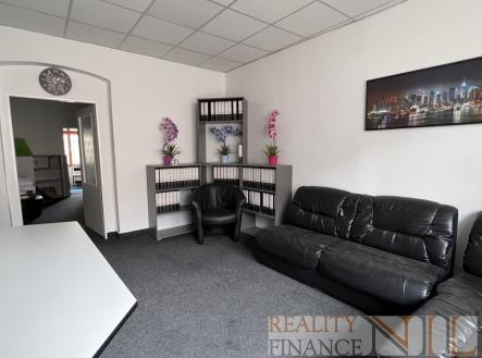 Pronájem obchodní prostor, 55 m²