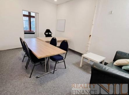 Pronájem obchodní prostor, 55 m²