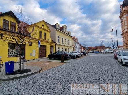 Pronájem obchodní prostory, 79 m²