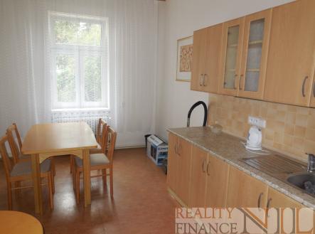 Pronájem bytu, 3+1, 100 m²