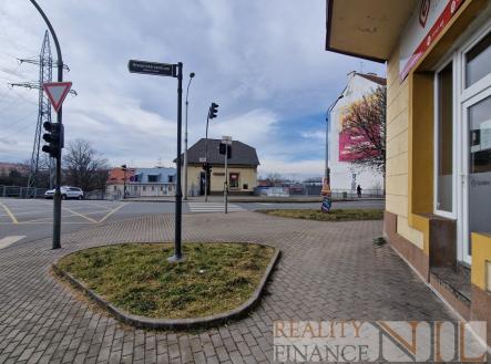 Pronájem obchodní prostor, 76 m²