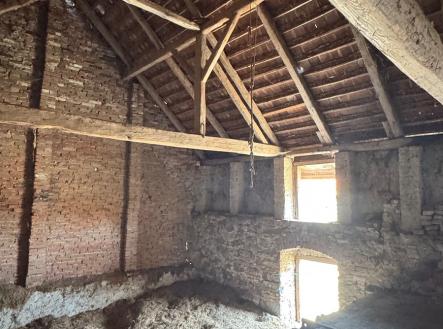 Prodej - zemědělský objekt, 2 604 m²