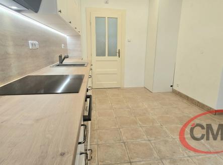 Pronájem bytu, 2+1, 70 m²