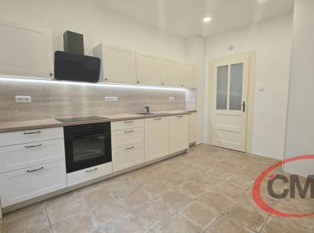 Pronájem bytu, 2+1, 70 m²