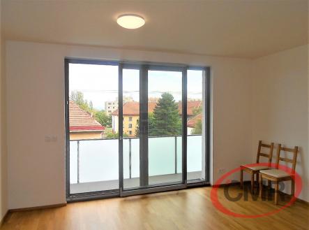 Pronájem bytu, 1+kk, 37 m²