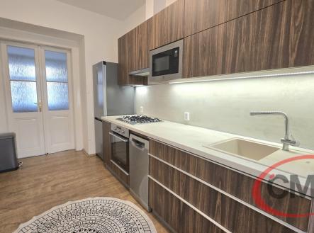 Pronájem bytu, 3+1, 80 m²