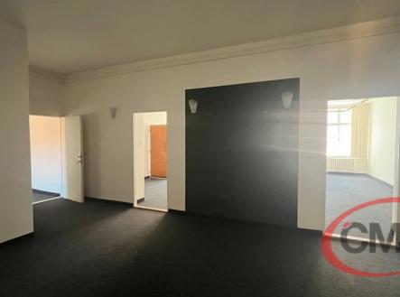 Pronájem kanceláře, 160 m²