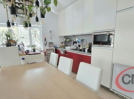 Pronájem domu/vily, 200 m²