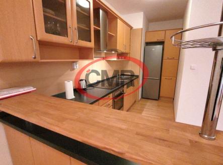 Pronájem bytu, 1+kk, 38 m²