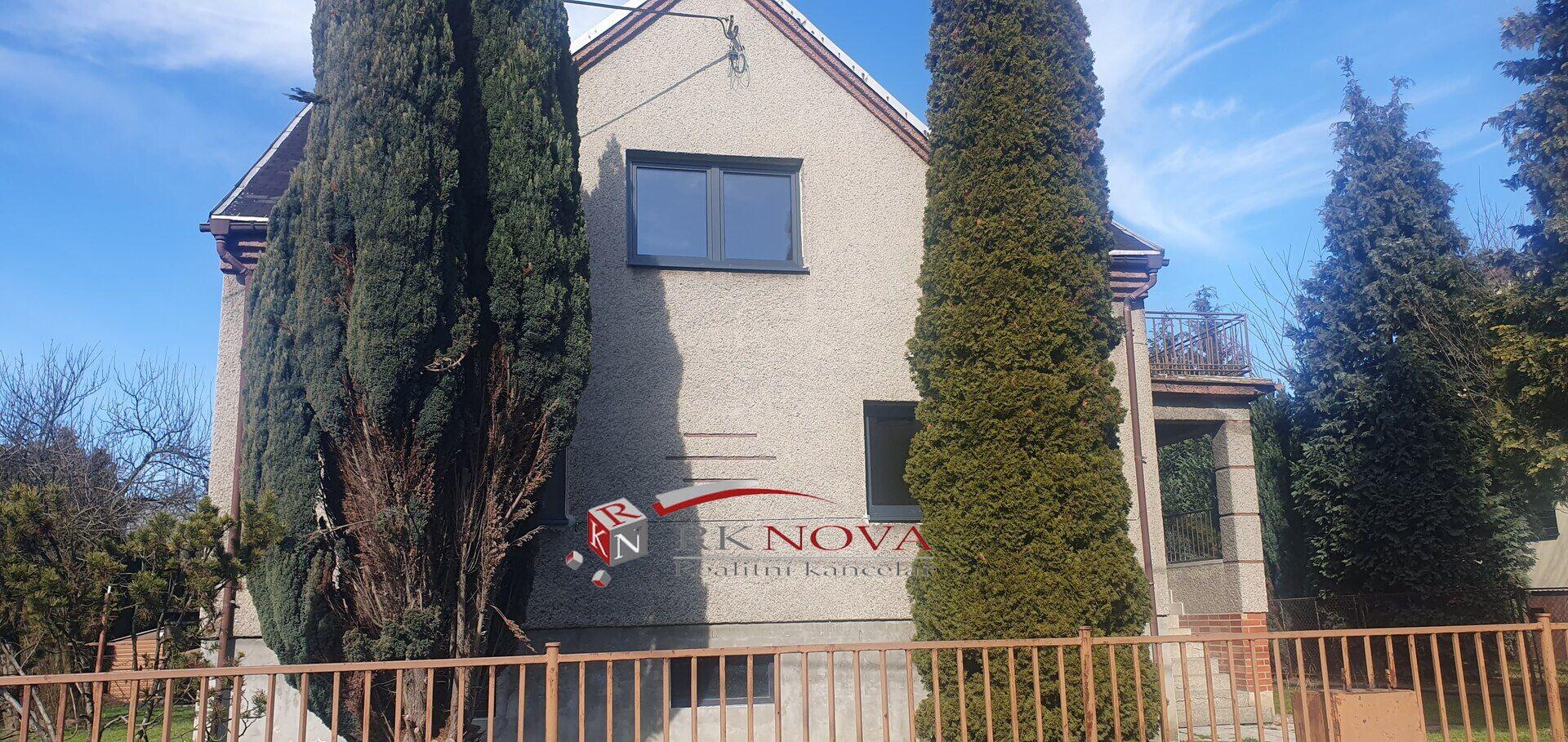 Pronájem RD 5+1 s garáží a terasou  v Karviné-Mizerově