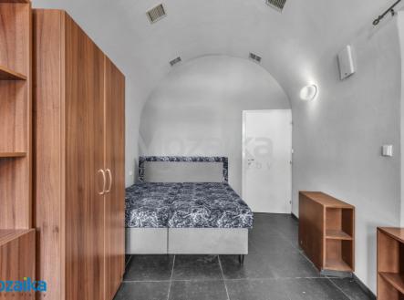 Pronájem bytu, 2+kk, 80 m²