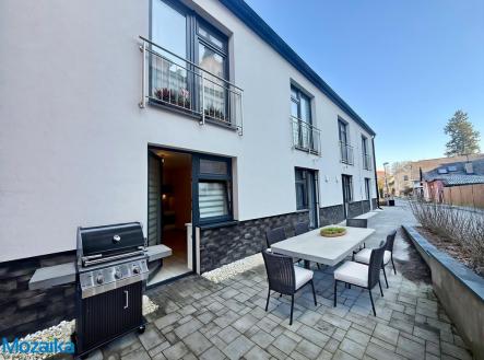 Pronájem bytu, 1+kk, 40 m²