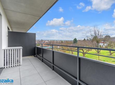 Pronájem bytu, 3+kk, 82 m²