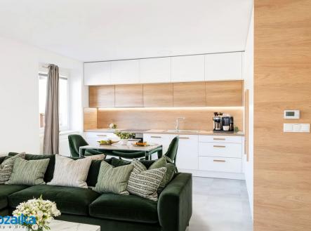 Pronájem bytu, 3+kk, 1 151 m²