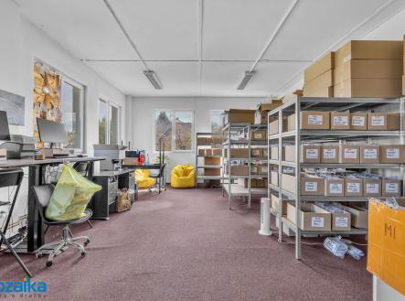 Pronájem kanceláře, 53 m²