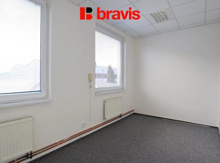 Pronájem kanceláře, 174 m²