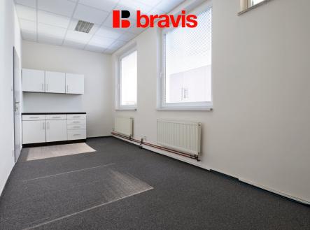 Pronájem kanceláře, 174 m²